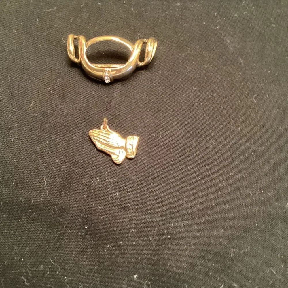 Set of Two Pendants - Praying Hands and Open Circle